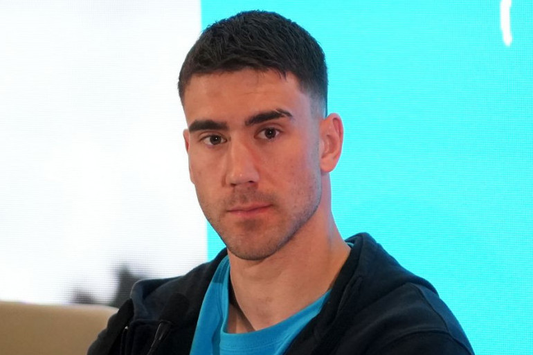 Ni novac, ni bogatstvo: Dušan Vlahoviċ priznao šta je za njega pravi luksuz Ni novac, ni bogatstvo: Dušan Vlahoviċ priznao šta je za njega pravi luksuz