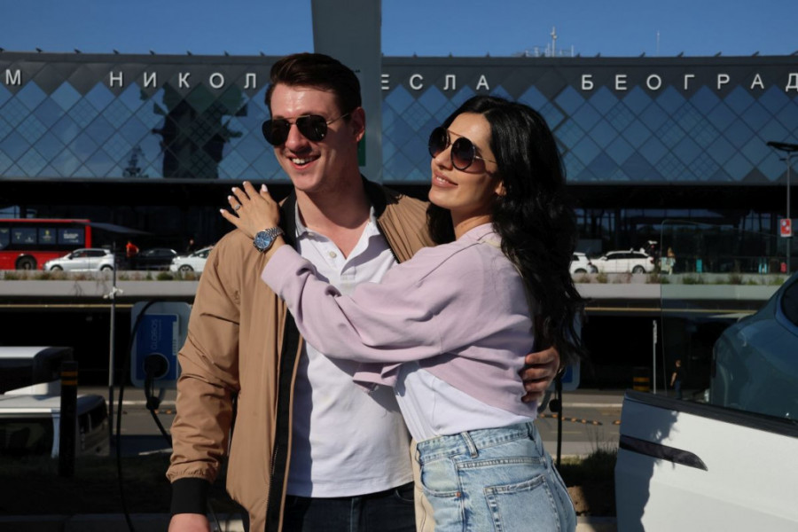 Nova beba u porodici Savić: Tanja srećnija nego ikada, a Muki zanemeo Nova beba u porodici Savić: Tanja srećnija nego ikada, a Muki zanemeo