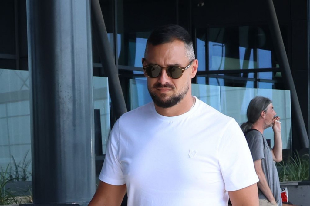 Posle samo dva meseca Nemanja Stevanović se vratio u Srbiju, i to samo zbog ovoga FOTO Posle samo dva meseca Nemanja Stevanović se vratio u Srbiju, i to samo zbog ovoga FOTO