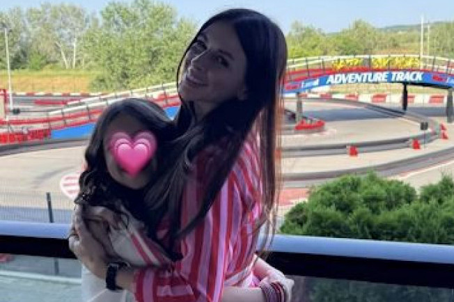 Sve što Lorena poželi mama pretvori u javu: Ana Sević ćerki priredila rođendansku zabavu na nestvarnoj lokaciji FOTO Sve što Lorena poželi mama pretvori u javu: Ana Sević ćerki priredila rođendansku zabavu na nestvarnoj lokaciji FOTO