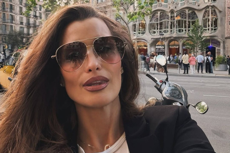 Na imanju vrednom nekoliko miliona poznata Srpkinja uzgaja kupus i tikvice: Zavirite u kutak na Avali od koga zastaje dah FOTO Na imanju vrednom nekoliko miliona poznata Srpkinja uzgaja kupus i tikvice: Zavirite u kutak na Avali od koga zastaje dah FOTO