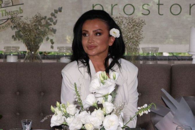 Elegantno, moćno i sa stavom: Kombinezon Andreane Čekić sve dame žele u garderoberu FOTO Elegantno, moćno i sa stavom: Kombinezon Andreane Čekić sve dame žele u garderoberu FOTO