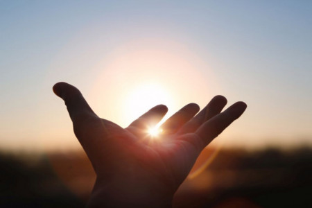 Horoskop za 29. jun: Rakovi, vaša kreativnost danas dolazi do izražaja, Lavove očekuje susret koji će im ulepšati dan Horoskop za 29. jun: Rakovi, vaša kreativnost danas dolazi do izražaja, Lavove očekuje susret koji će im ulepšati dan
