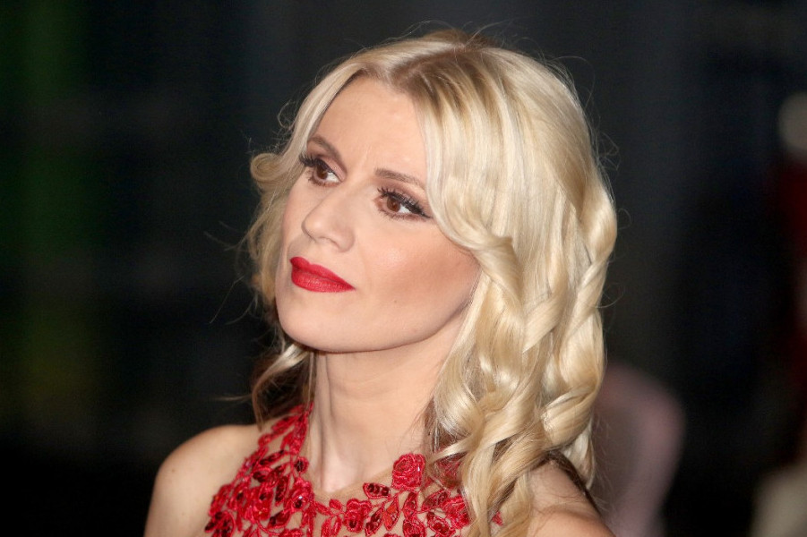 Čupka više nije klinka: Znate li koliko godina puni Mina Lazarević? Čupka više nije klinka: Znate li koliko godina puni Mina Lazarević?