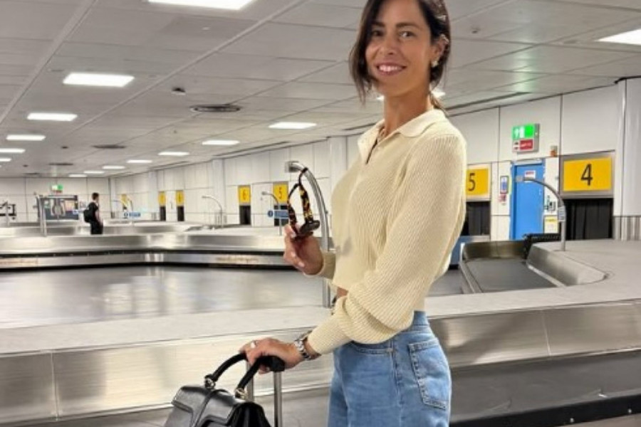 Ana Ivanović nosi farmerke koje izdužuju figuru i svima dobro stoje: Idealan model za patike