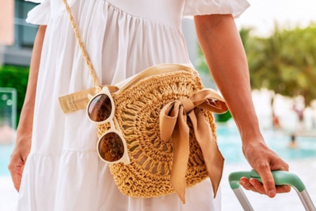 Dužina suknje koja vizuelno skraćuje noge: Sa njom ni visoke potpetice ne pomažu Dužina suknje koja vizuelno skraćuje noge: Sa njom ni visoke potpetice ne pomažu