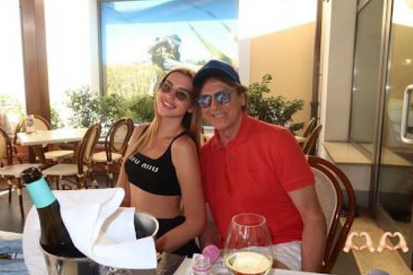 Lara Čolić promenila lični opis: Pogledajte kako sada izgleda Čolina mezimica FOTO Lara Čolić promenila lični opis: Pogledajte kako sada izgleda Čolina mezimica FOTO