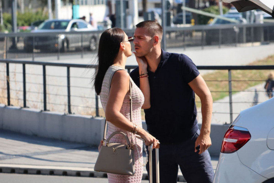 More je lepo, ali Marko je Marko: Kaća jedva čekala da se vrati kući FOTO More je lepo, ali Marko je Marko: Kaća jedva čekala da se vrati kući FOTO