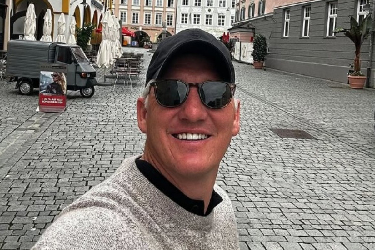 Slavlje u domu Bastijana Švajnštajgera samo 10 dana nakon zvaničnog razvoda Slavlje u domu Bastijana Švajnštajgera samo 10 dana nakon zvaničnog razvoda