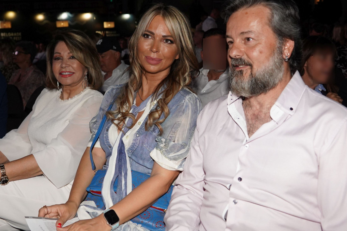 Zet Nede Ukraden ima ćerku iz prvog braka: Upoznajte Milicu Minović, tata je na nju posebno ponosan FOTO Zet Nede Ukraden ima ćerku iz prvog braka: Upoznajte Milicu Minović, tata je na nju posebno ponosan FOTO