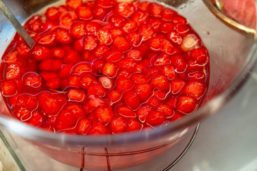 Domaćice pišite recept: Samo tri sastojka za kolač koji se topi u ustima, a ne peče se