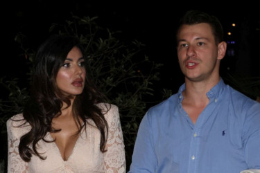 Istina o odnosu Tanje Savić i Mukija: Evo kako se ponaša pema njoj kad misli da ih niko ne gleda FOTO