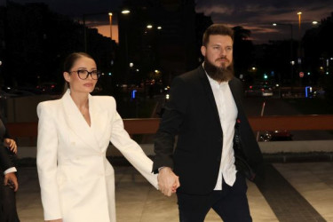 Sin i snaja Suzane Jovanović prvi put u javnosti posle 7 meseci: Danijel uz sebe ima pravu lepoticu