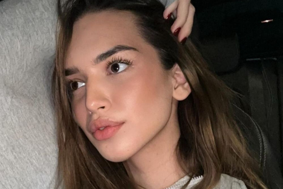 Madrid je lep, ali rastanak joj teško pao: Hana Ikodinović u suzama Madrid je lep, ali rastanak joj teško pao: Hana Ikodinović u suzama