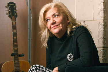 Počiva pokraj svoja dva sina: Marina Tucaković na srcu je nosila veliku ranu – Svako žali za nečim