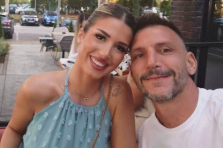 Ima 24 godine, posao i živi u Beogradu: Danilo Ikodinović prvi put o starijoj ćerki Andrei Ima 24 godine, posao i živi u Beogradu: Danilo Ikodinović prvi put o starijoj ćerki Andrei