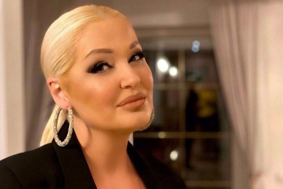 Raskoš od 300 kvadrata i pola miliona evra: Sanja Đorđević otvara vrata svog doma u Jajincima FOTO