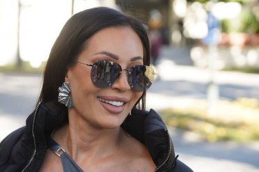 Moderna, udobna i efektna: Jaknu Cece Ražnatović svi žele ove jeseni Moderna, udobna i efektna: Jaknu Cece Ražnatović svi žele ove jeseni