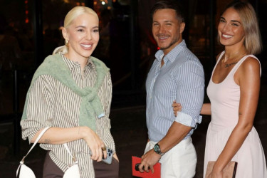 Zorana će biti srećna žena, nadam se bebici! Bivša devojka Saše Kovačevića oglasila se nakon njegove veridbe Zorana će biti srećna žena, nadam se bebici! Bivša devojka Saše Kovačevića oglasila se nakon njegove veridbe