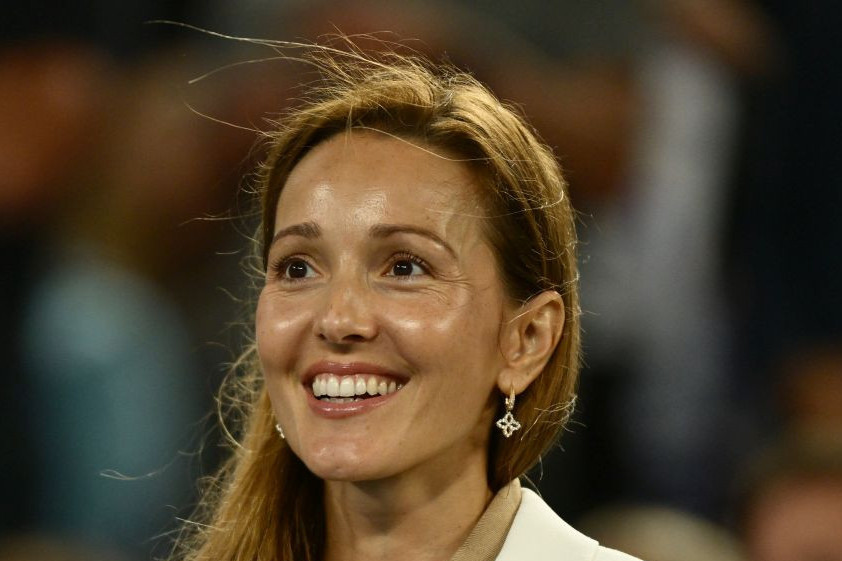 Jelena Đoković u Atini nosila kombinezon koji je savršen za svaki dan – udoban, praktičan i šik FOTO