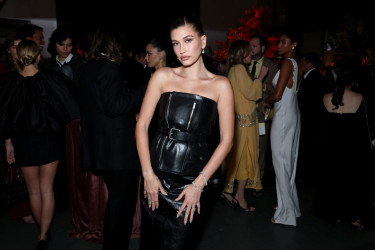 Glamur svetskog džet–seta: Hejli Biber proslavila 29. rođendan uz spektakularno slavlje [FOTO]