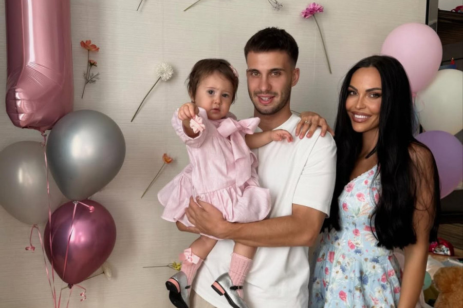 Prvi rođendan praunuke Šabana Šaulića! Aleksandra Adžić za "Story" otkrila sve detalje intimne proslave