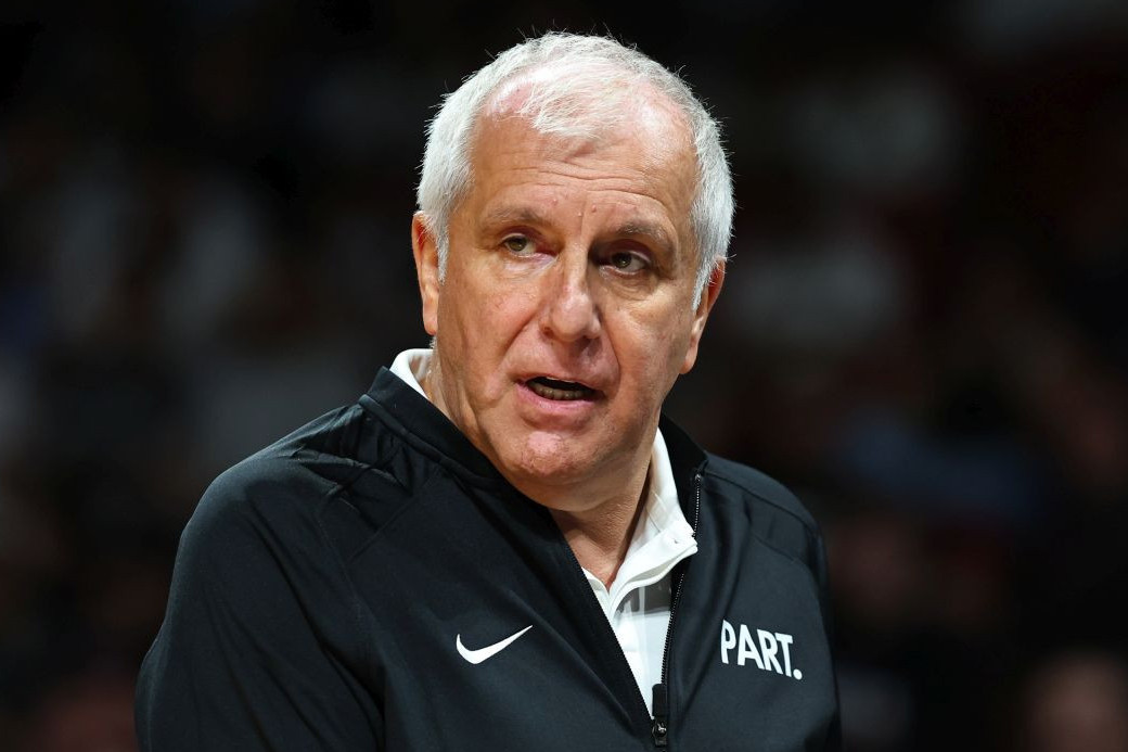 Posle dugog sastanka, neizvesnost traje: Željko Obradović još uvek vaga ostanak na klupi crno-belih