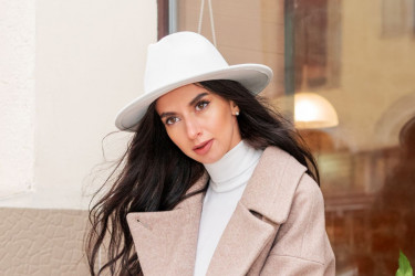 Zbogom dugim, ravnim kaputima, ovaj model je hit zime 2025/26