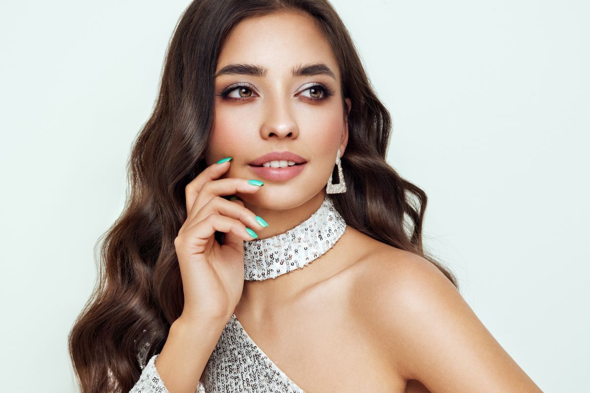 Novogodišnja šminka: Četiri trika da zablistate 31. decembra