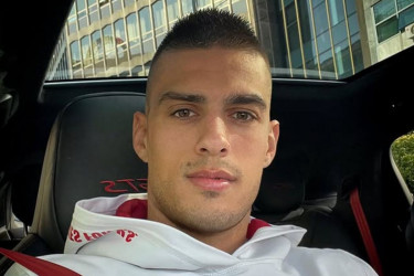 Dva meseca posle skandala, Vujadin Savić prvi put u javnosti: Osvanule fotografije, a gde je Mirka? FOTO