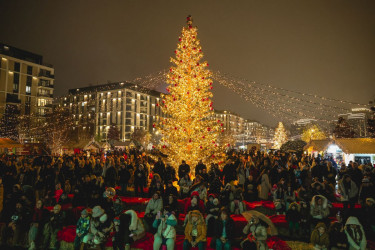 I OVE GODINE OMILJENI PRAZNIČNI FESTIVAL:  Više od pola miliona posetilaca u prva dva vikenda Zimske bajke u Beogradu na vodi