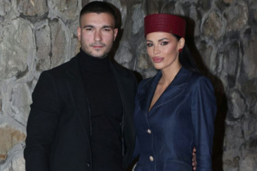 Haljine su prevaziđene: Odelo Bojane Rodić savršen izbor za posebne prilike FOTO