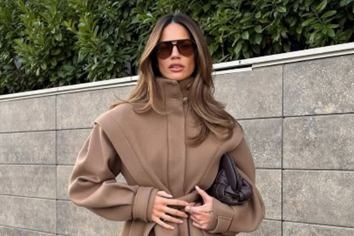 Stajling Danijele Dimitrovske za desetku, ali svi gledaju u čizme: Vizuelno izdužuju figuru, a boja je apsolutni hit FOTO